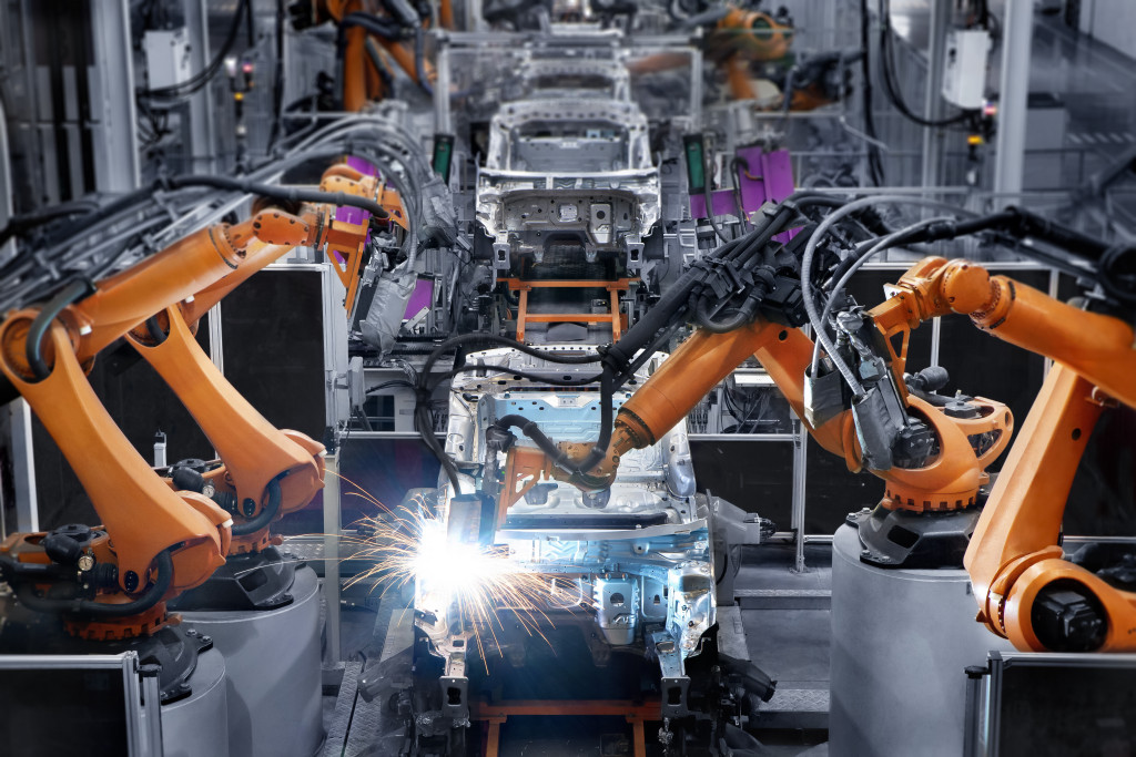 Robots manufacturing cars