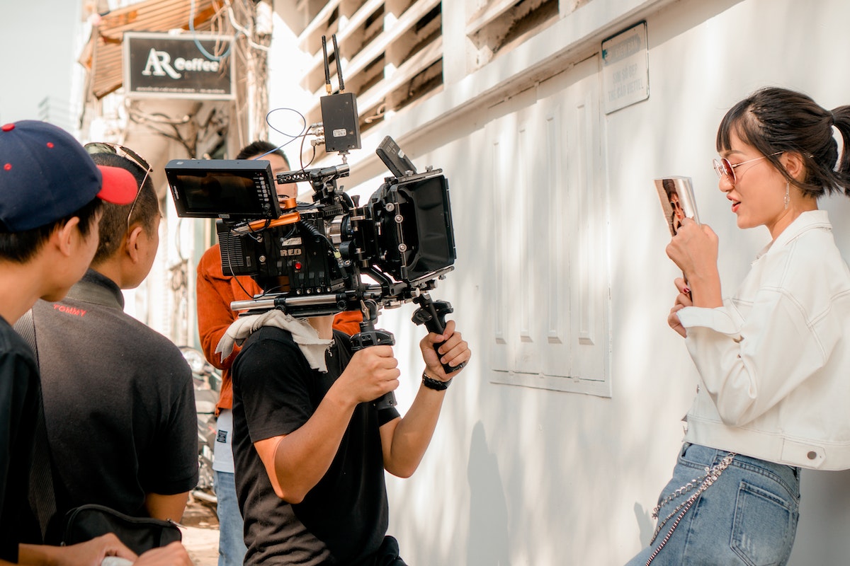 Choosing Between Internal and External Video Capture Cards Daily Science Journal